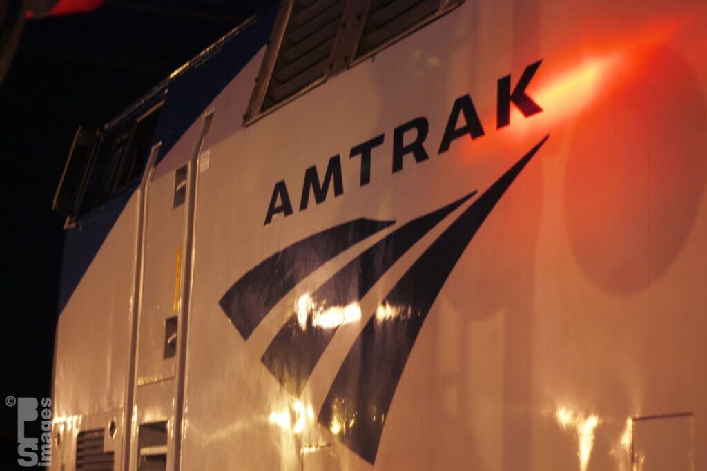042413AmtrakStationGR19LR