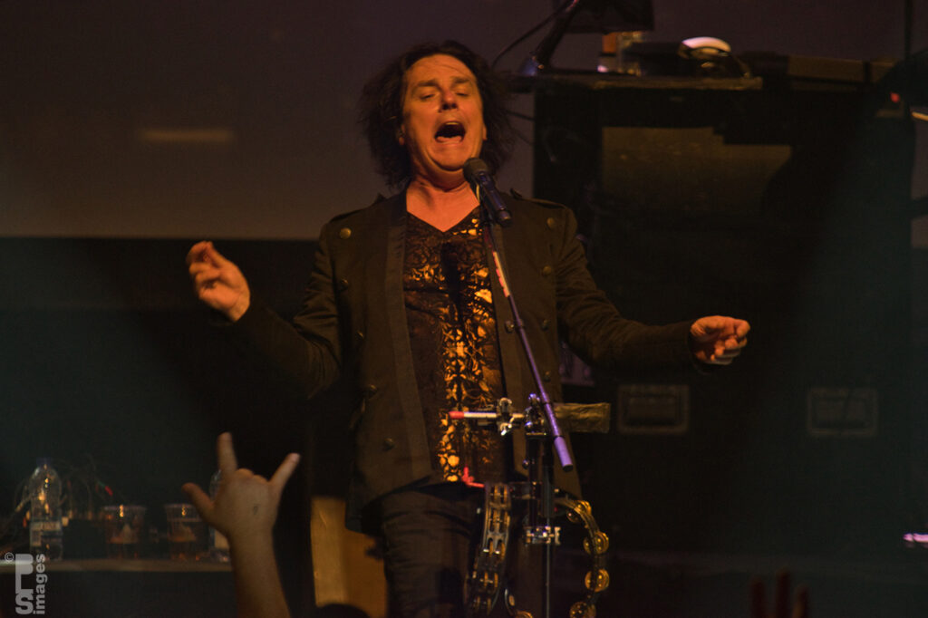 051719Marillion323LR