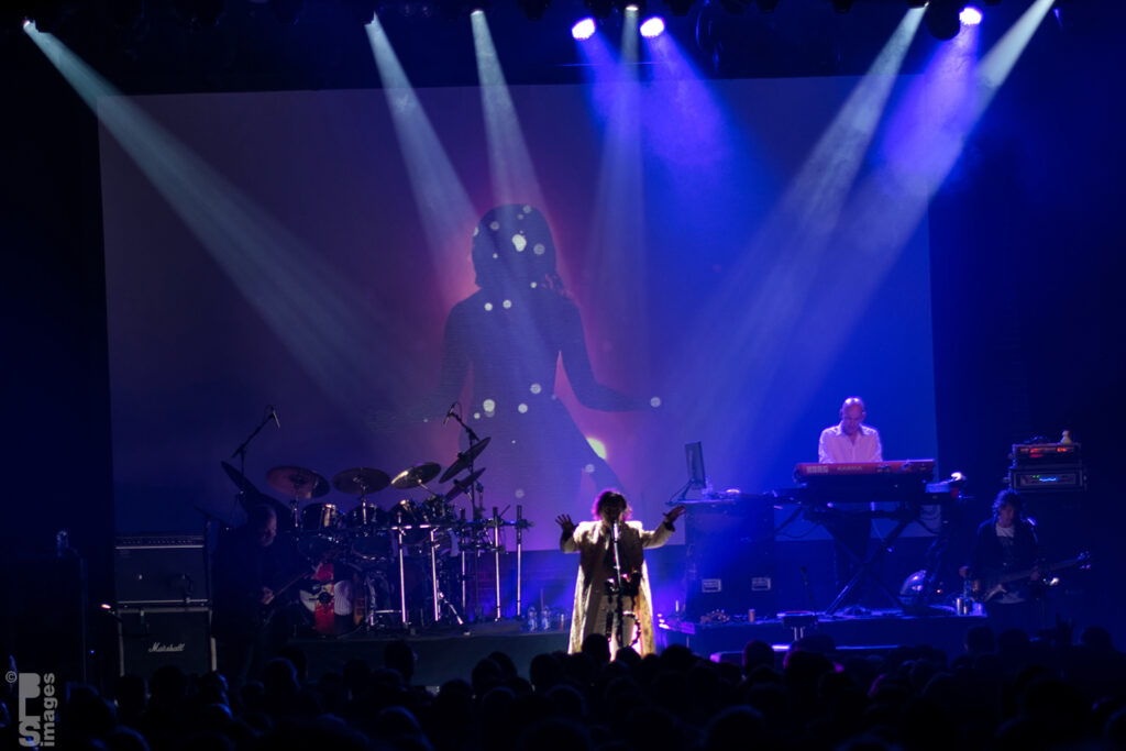 051919Marillion767LR