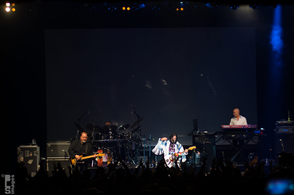 051919Marillion924LR