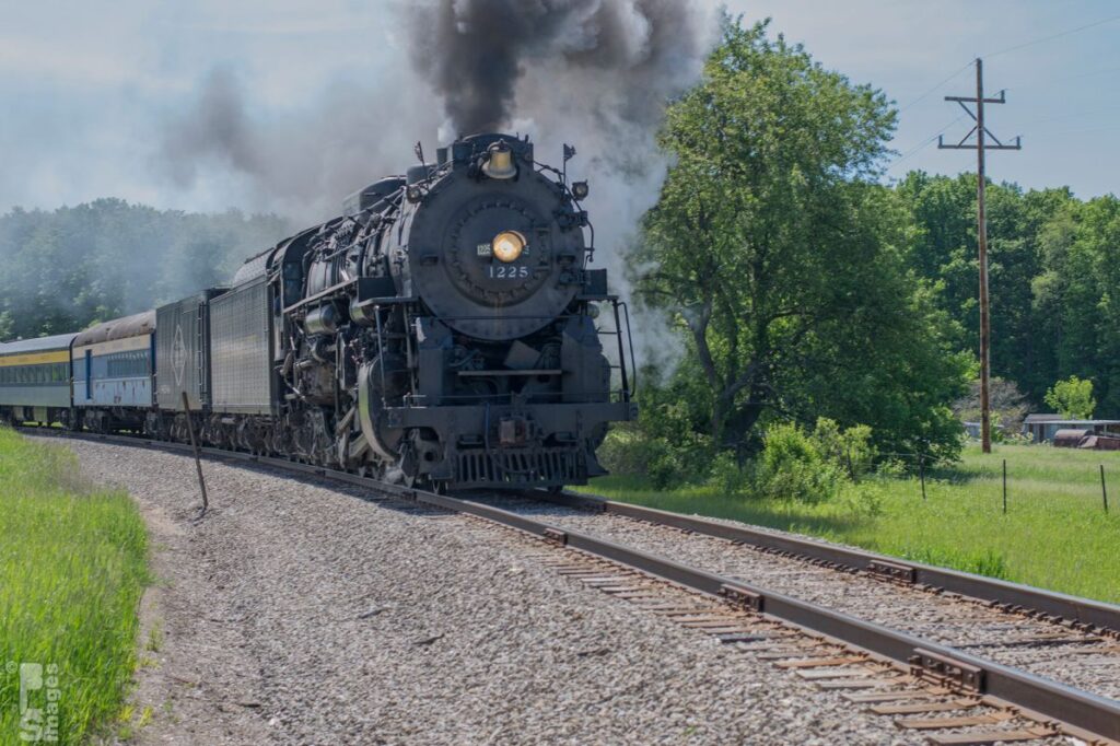 060615PereMarquette_1225InCadillac027LR