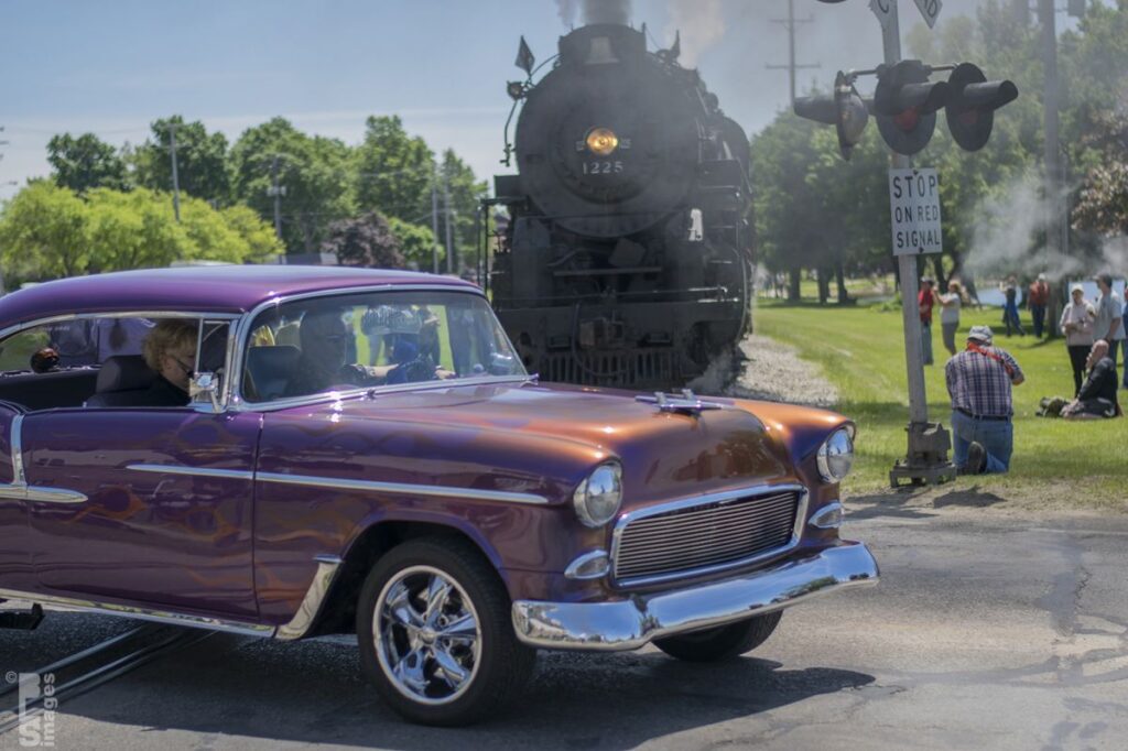 060615PereMarquette_1225InCadillac267LR