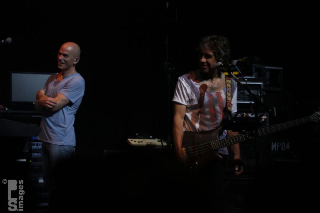 062312Marillion263LR