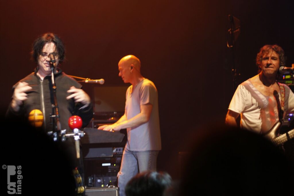 062312Marillion308LR