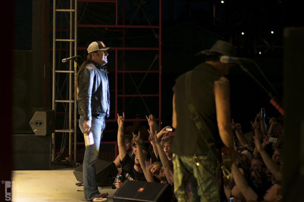 072514CharlieSanders-Jackyl183LR