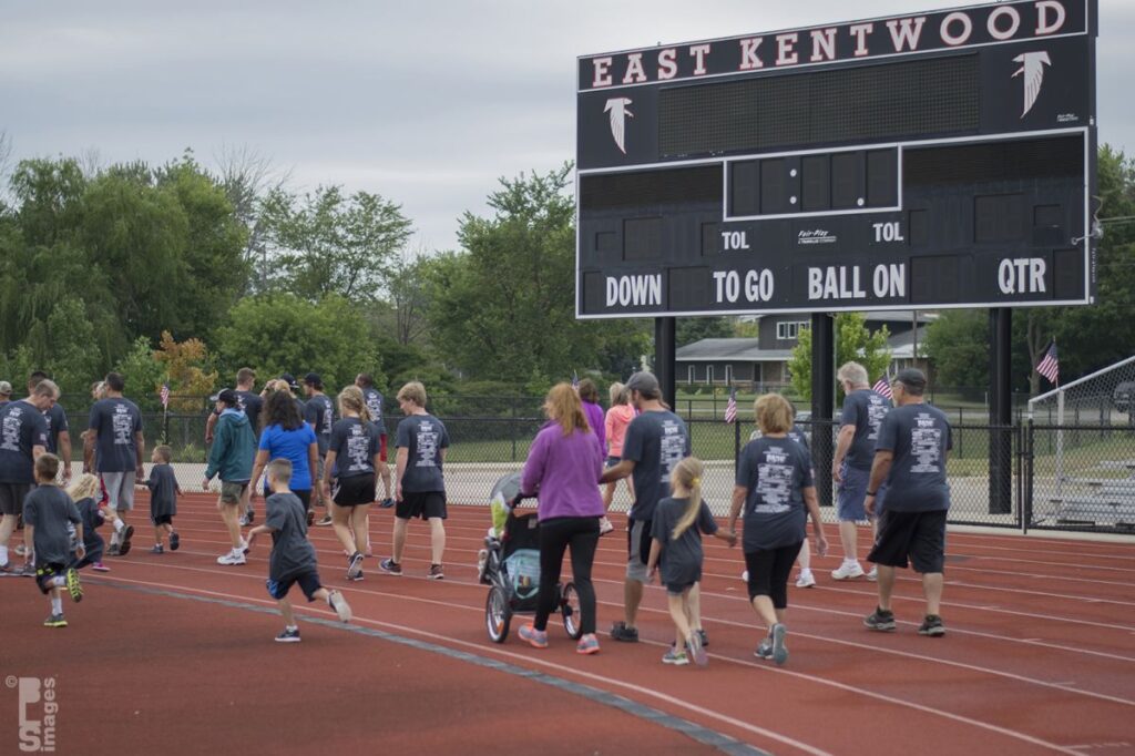 080815DavidWarsenLegacyRunWalk167LR