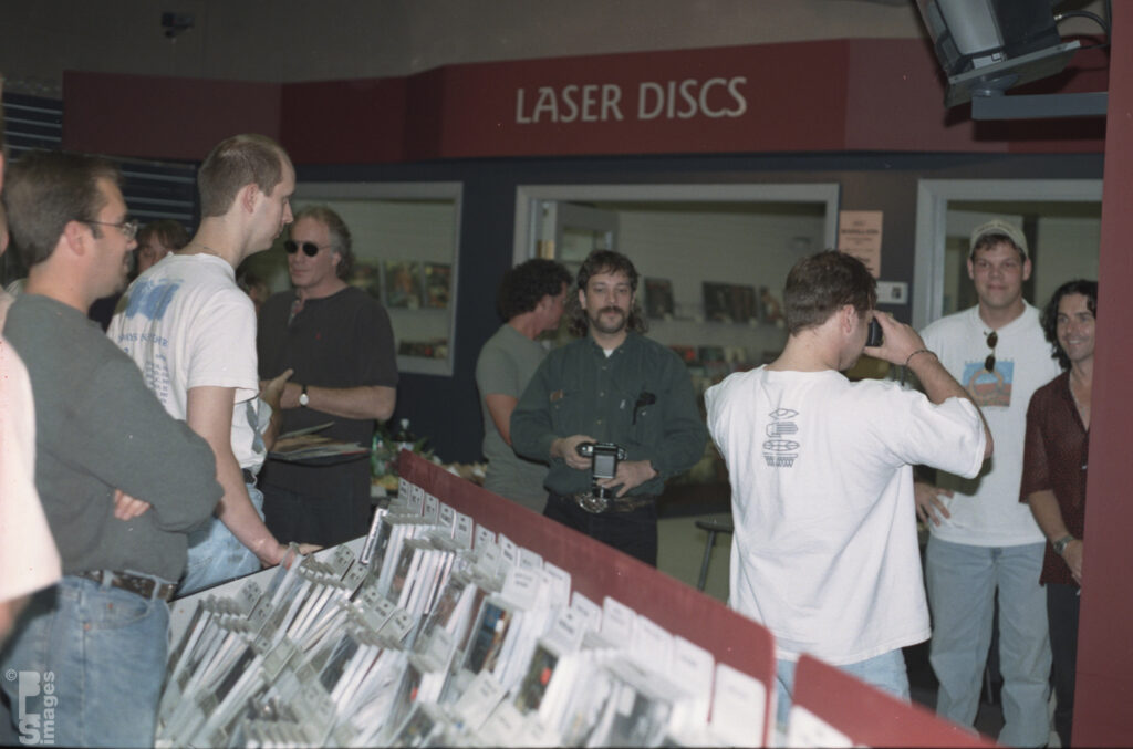 081495MarillionGR05LR