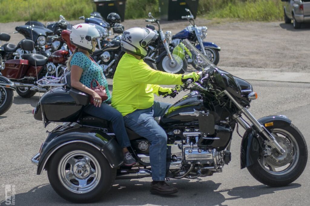 082215AxemenCharityRide141LR