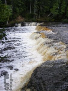 0904-0509Tahquamenon Falls265LR