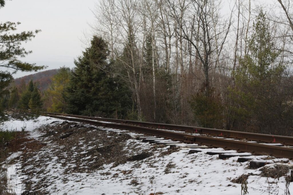 111413BoyneFallsRoadsidePark030LR