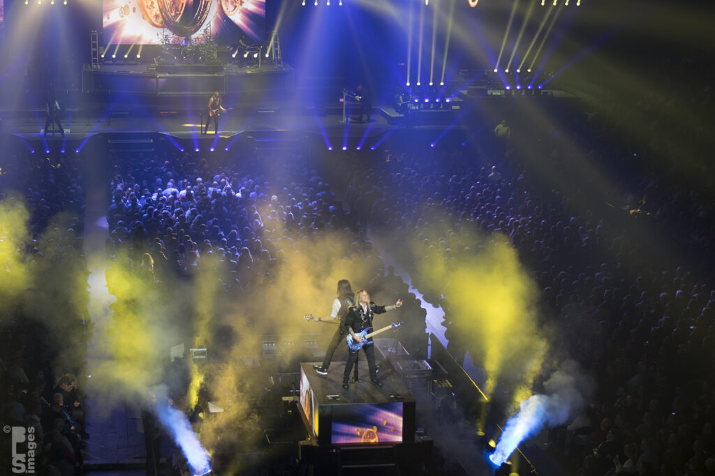 120317TransSiberianOrchestra216LR