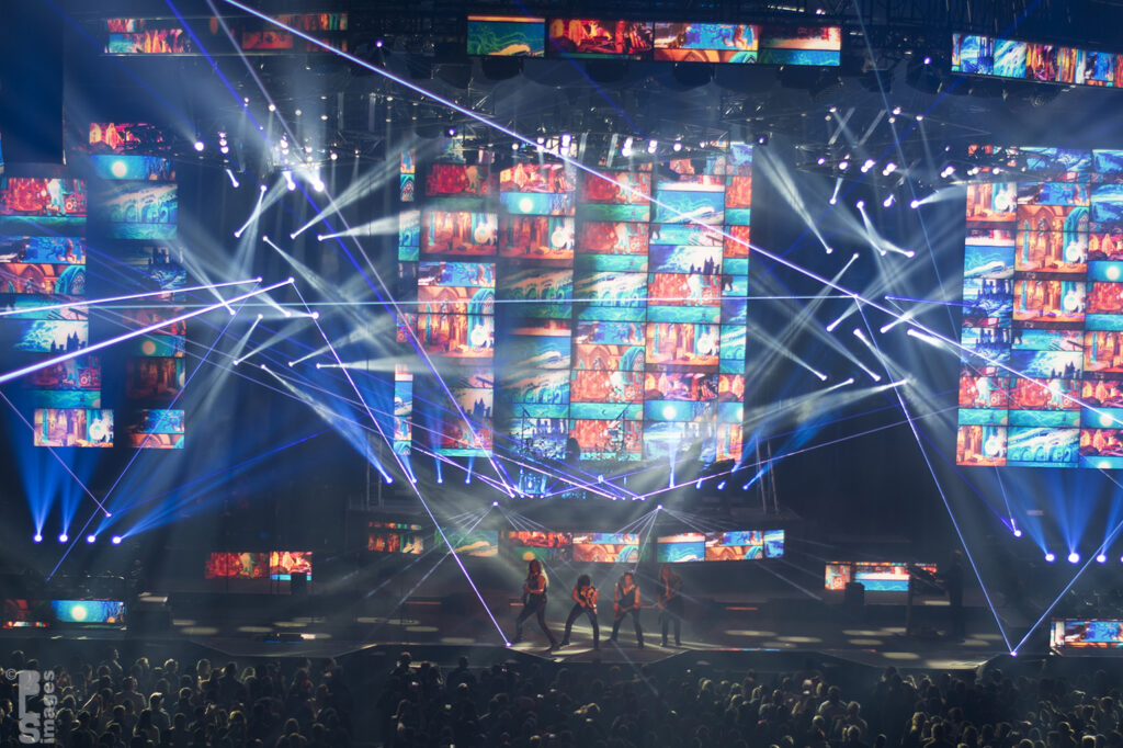 120317TransSiberianOrchestra318LR