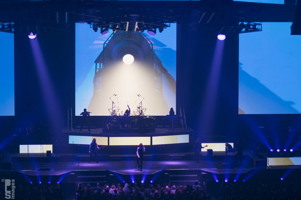 120317TransSiberianOrchestra486LR