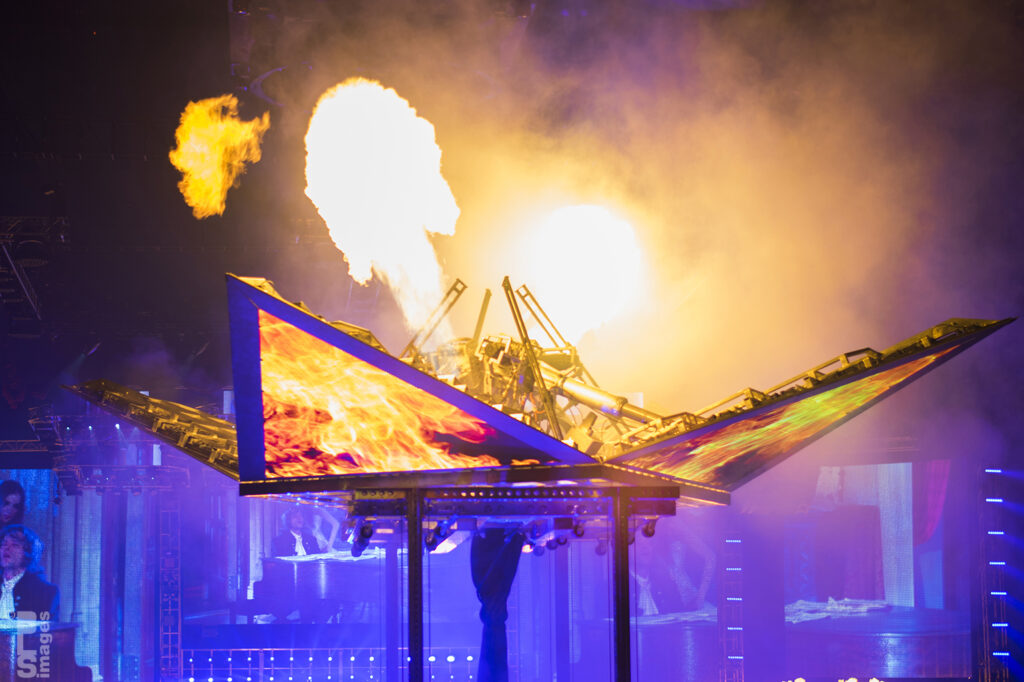 120615Trans-SiberianOrchestra459LR