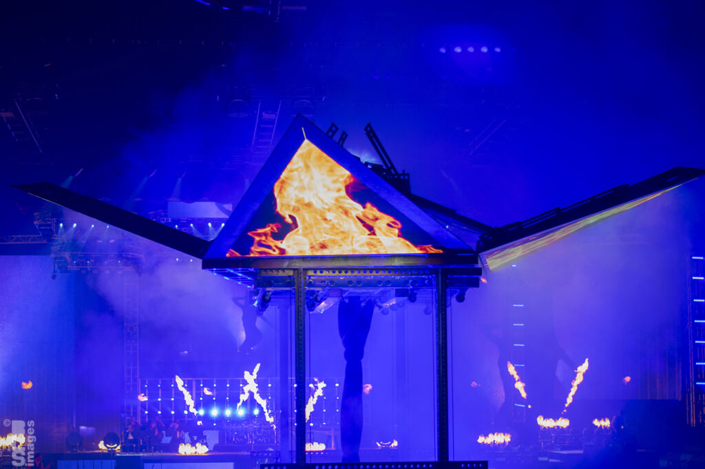 120615Trans-SiberianOrchestra460LR