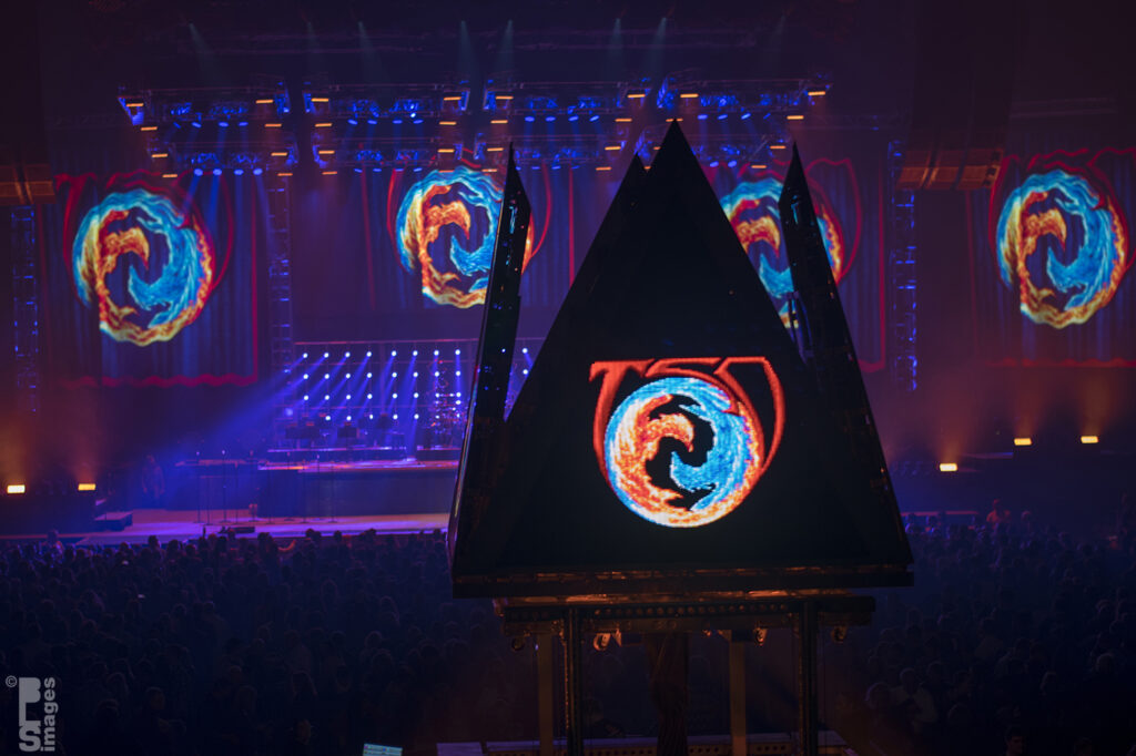 120615Trans-SiberianOrchestra518LR