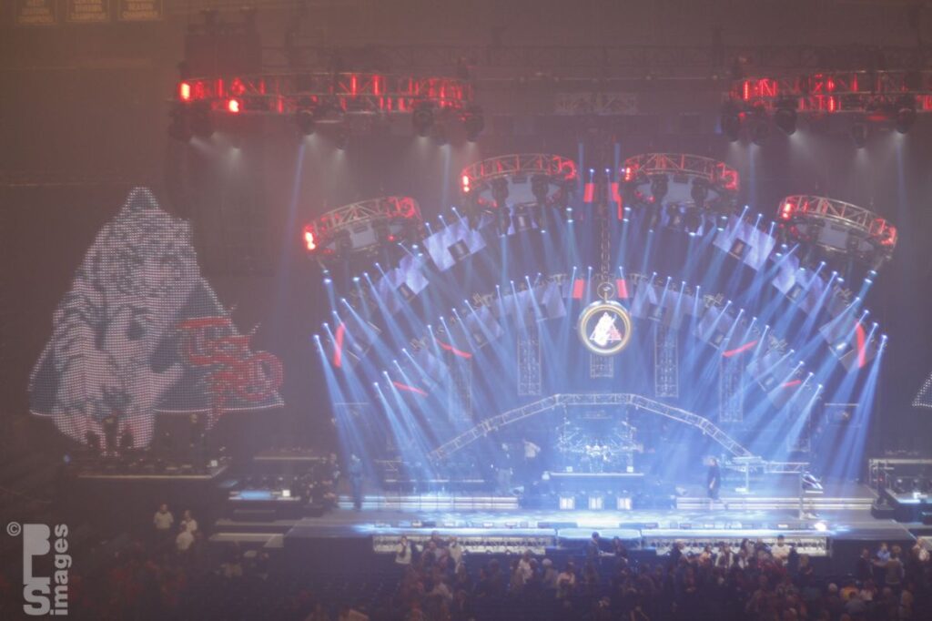 120712TransSiberianOrchestra456LR