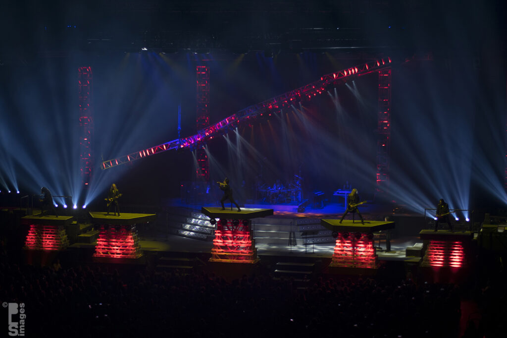 122216TransSiberianOrchestra016LR