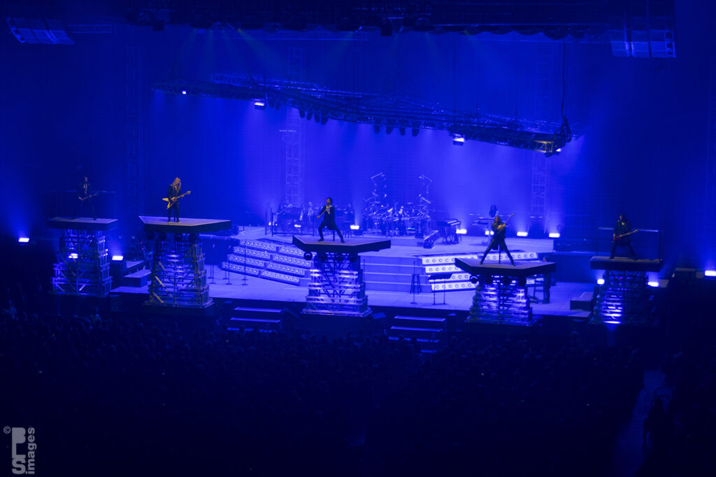 122216TransSiberianOrchestra021LR