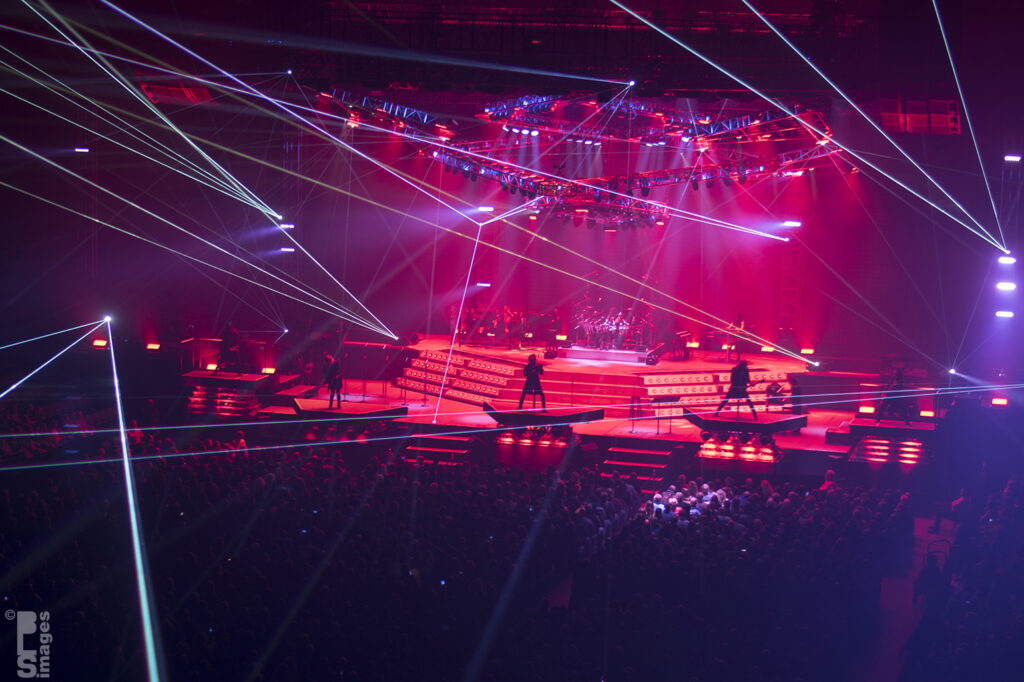 122216TransSiberianOrchestra033LR