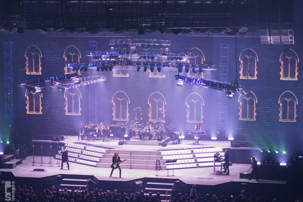 122216TransSiberianOrchestra056LR